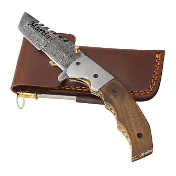 Exkluzivní nůž z damascénské oceli a dřevěnou rukojetí Survival