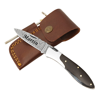 Exkluzivní nůž z damascénské oceli a rukojetí z buvolího rohu Classic