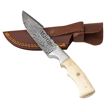 Exkluzivní nůž z damascénské oceli a fixní čepelí rukojetí z kosti velblouda okrasný pin
