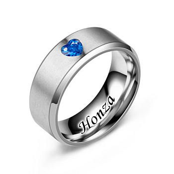 Pánský prsten z chirurgické oceli s modrým krystalem