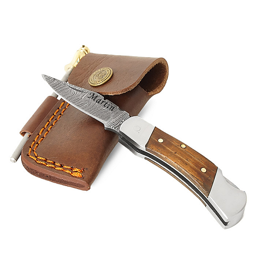 Exkluzivní nůž z damascénské oceli a dřevěnou rukojetí malý
